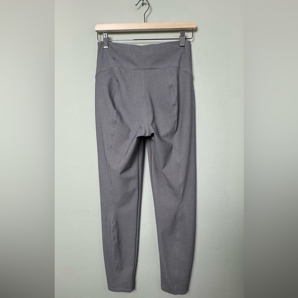 Lululemon Here to There High-Rise 7/8 Pant‎ in Crosshatch Magnet Grey Multi - 8 - Picture 9 of 15